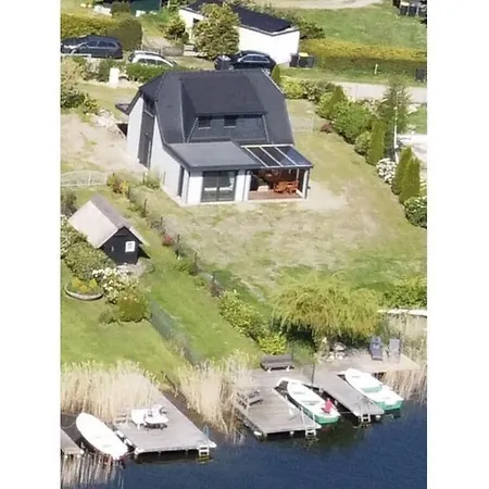 Schaal Lake Paradise Holiday home