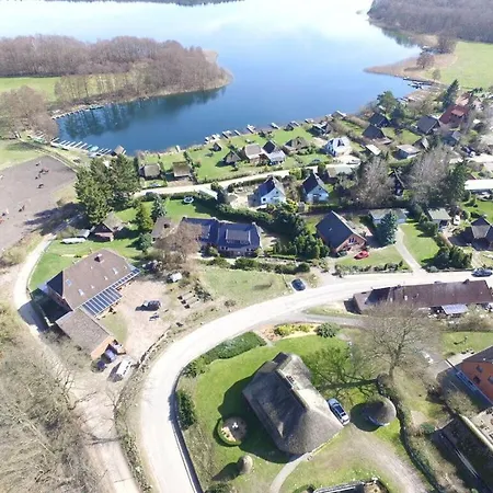 Schaal Lake Paradise Holiday home